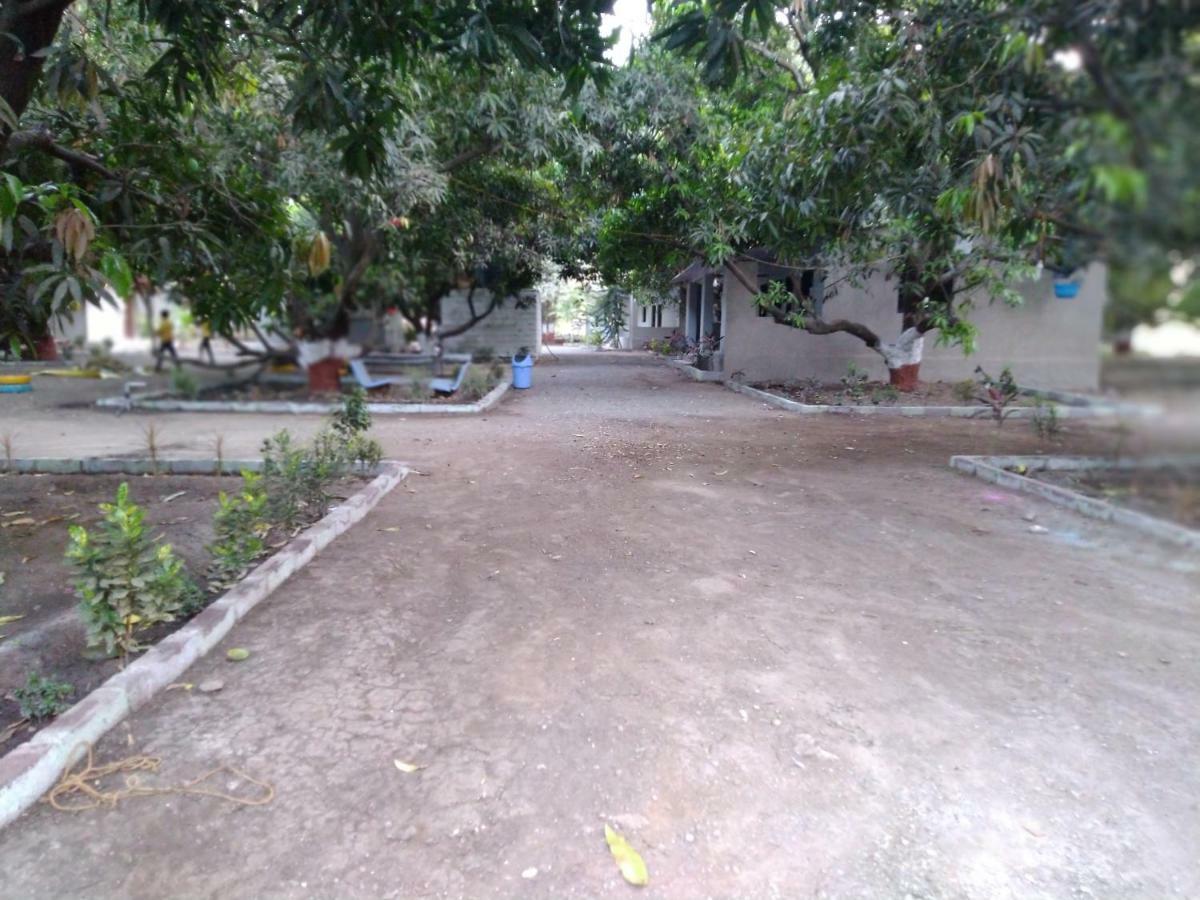 מלון סאסאן גיר Shiv Farm House מראה חיצוני תמונה
